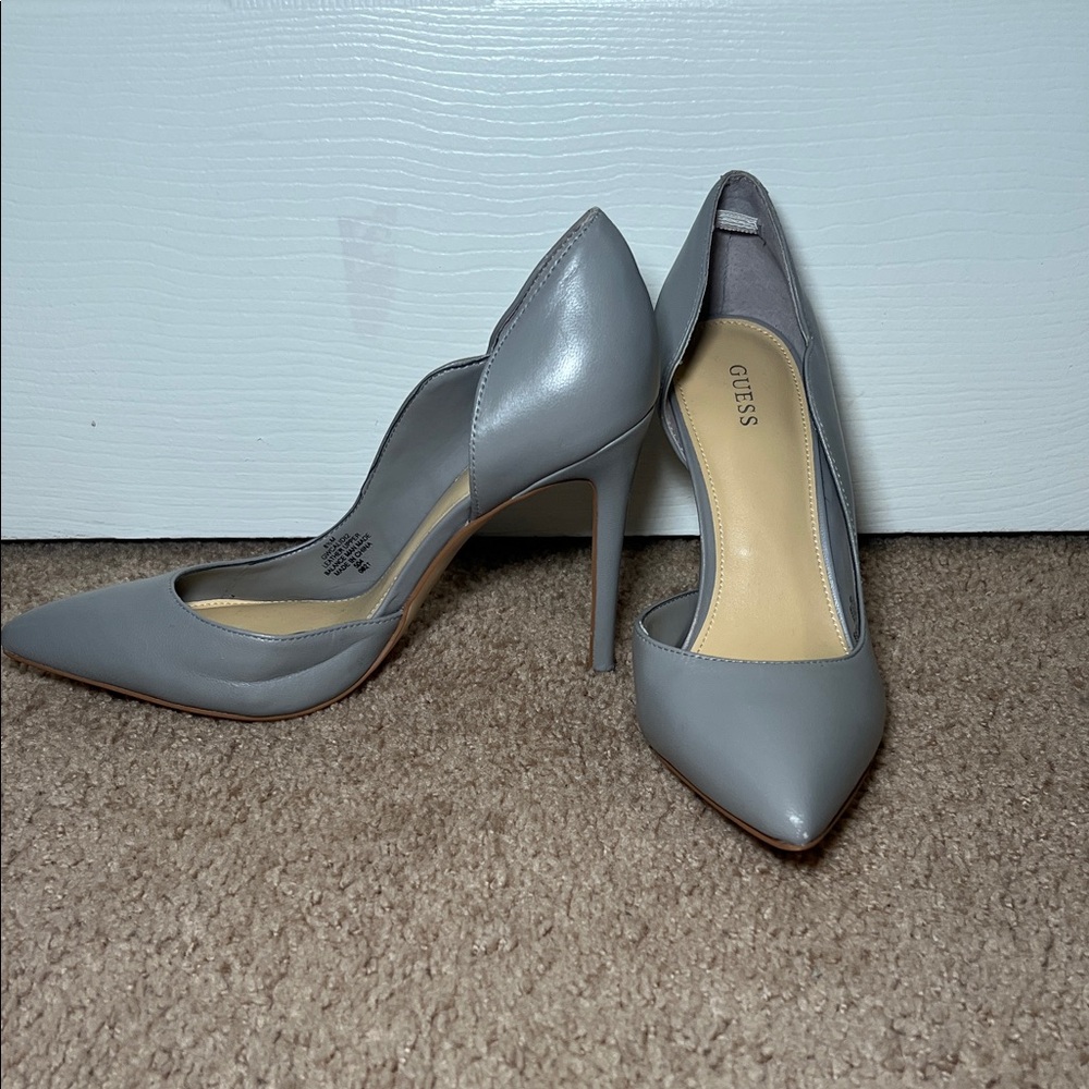 Guess Women's Elegant Gray Heels